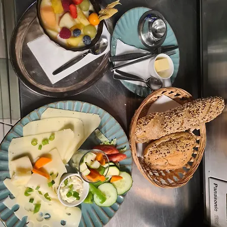 - Cafe - Konditorei Schroeckmayr-kastner ホテル Neufelden