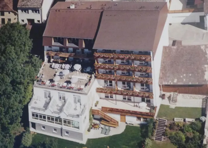 Ξενοδοχείο - Cafe - Konditorei Schroeckmayr-kastner 4*