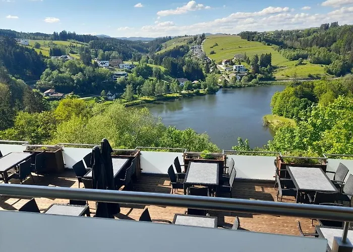 Ξενοδοχείο - Cafe - Konditorei Schroeckmayr-kastner Neufelden