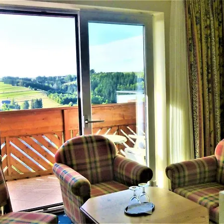 - Café - Konditorei Schröckmayr-kastner Hotel Neufelden